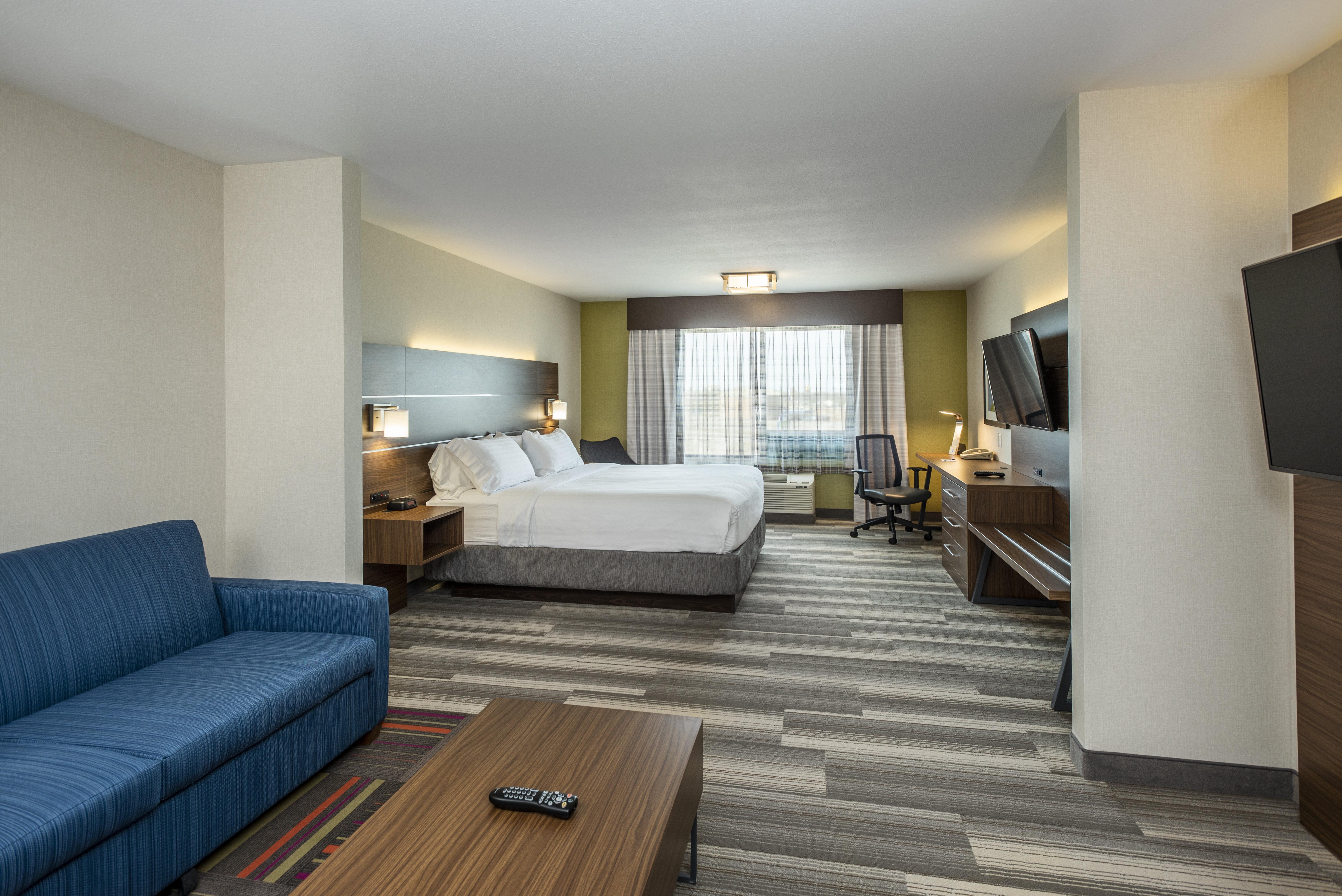 Holiday Inn Express & Suites Medicine Hat By Ihg Exterior foto